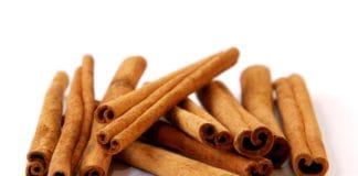 दालचीनी के फायदे और नुकसान 