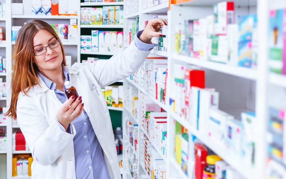 pharmacist kaise bane